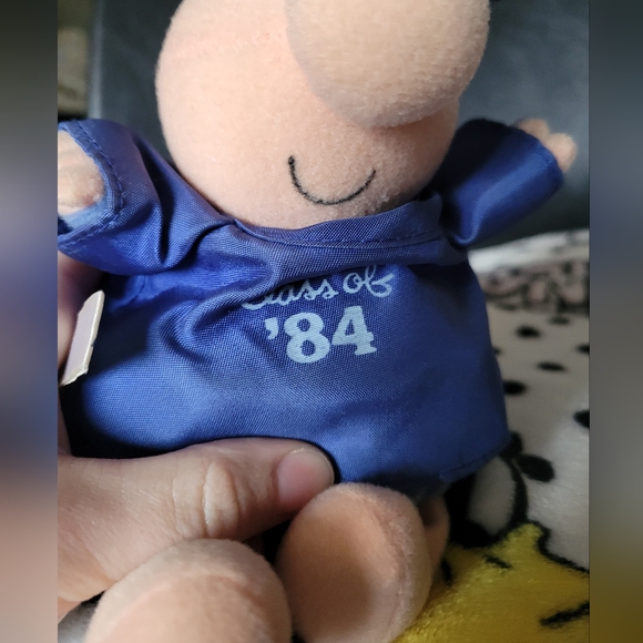 Class of '84 Ziggy Graduation Plush - Picture 5 of 8